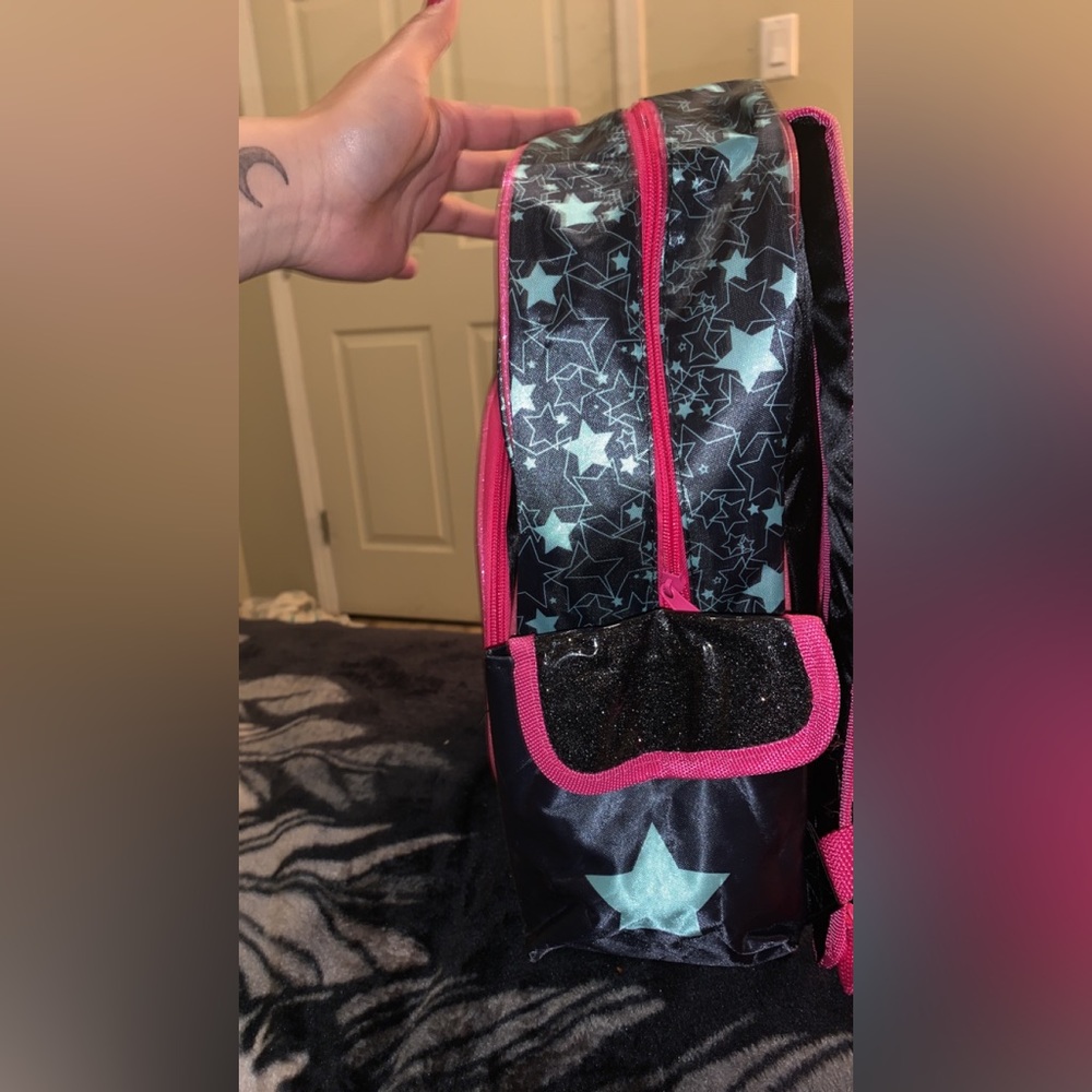 Back pack - Picture 4 of 4
